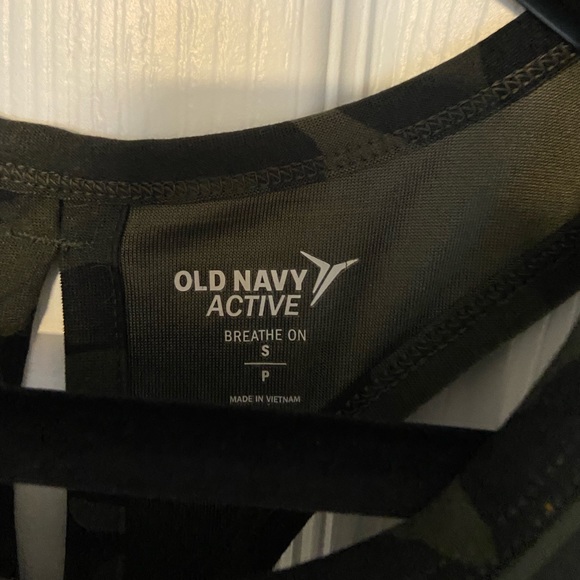 Work out Top - Picture 2 of 5